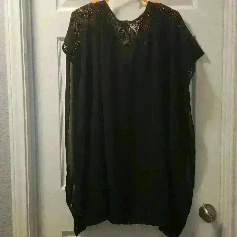 Black Merona cover up. Sz med. - Picture 3 of 3